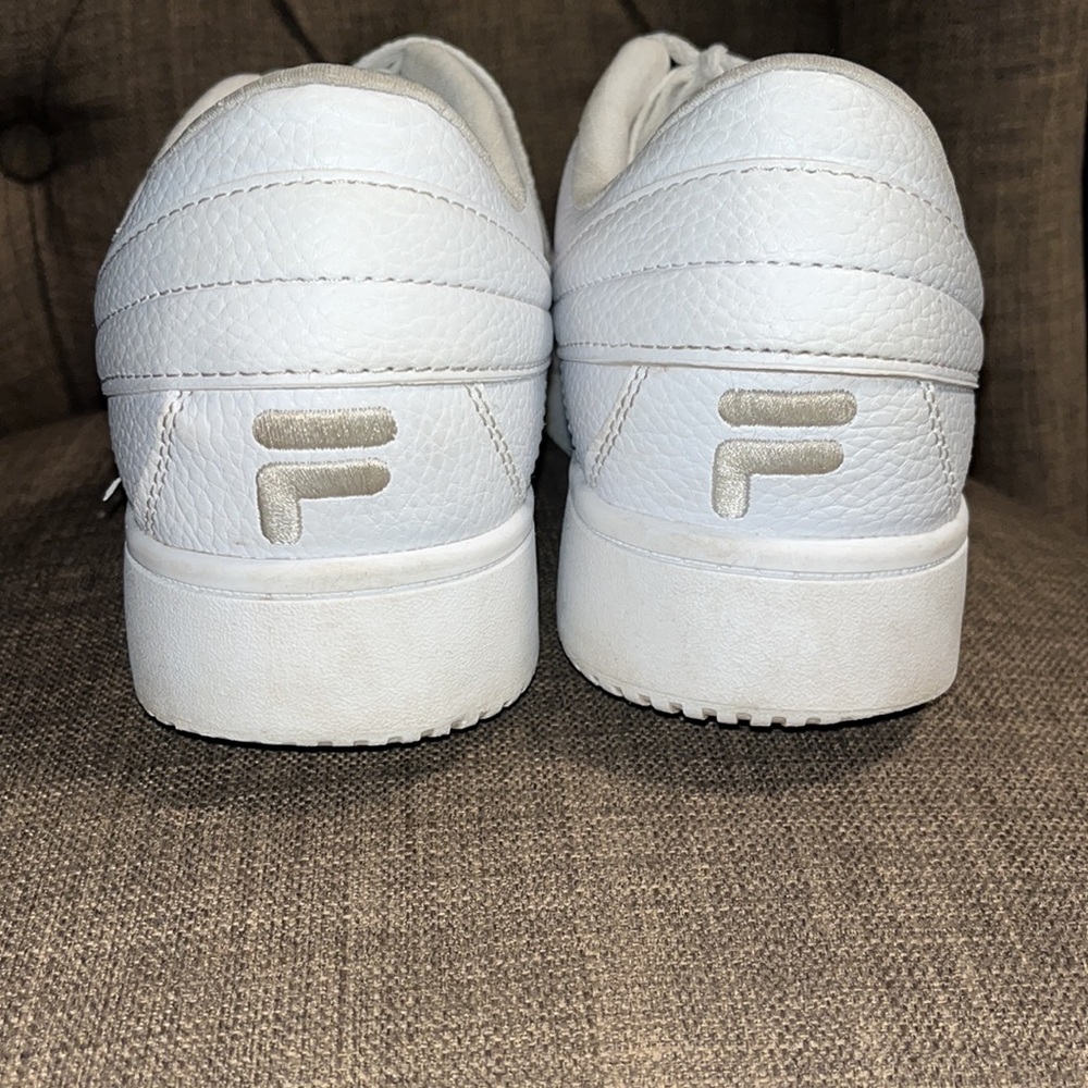 Fila men's White Sneakers size 10 - Picture 5 of 9